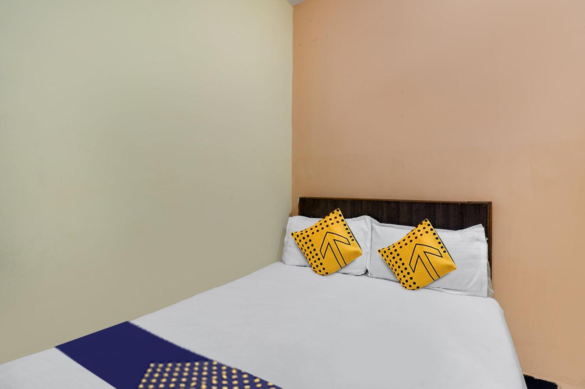 Spot On Hotel Sai Ashirwad Residency Хайдарабад Экстерьер фото