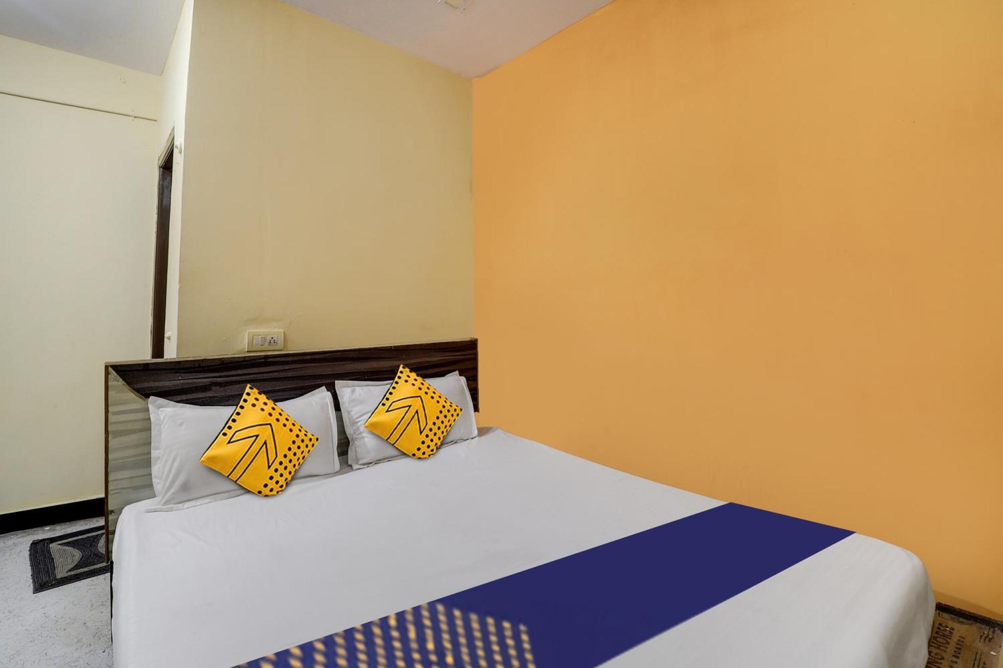 Spot On Hotel Sai Ashirwad Residency Хайдарабад Экстерьер фото