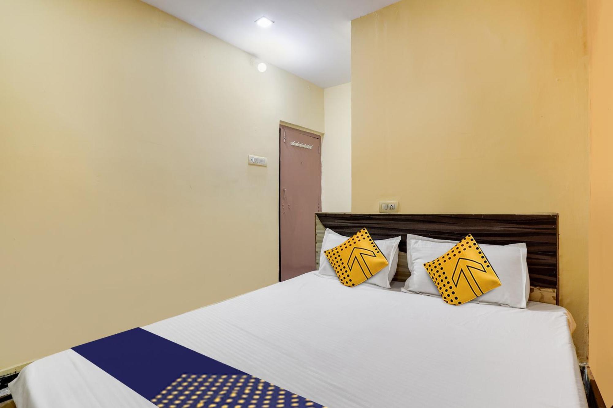 Spot On Hotel Sai Ashirwad Residency Хайдарабад Экстерьер фото