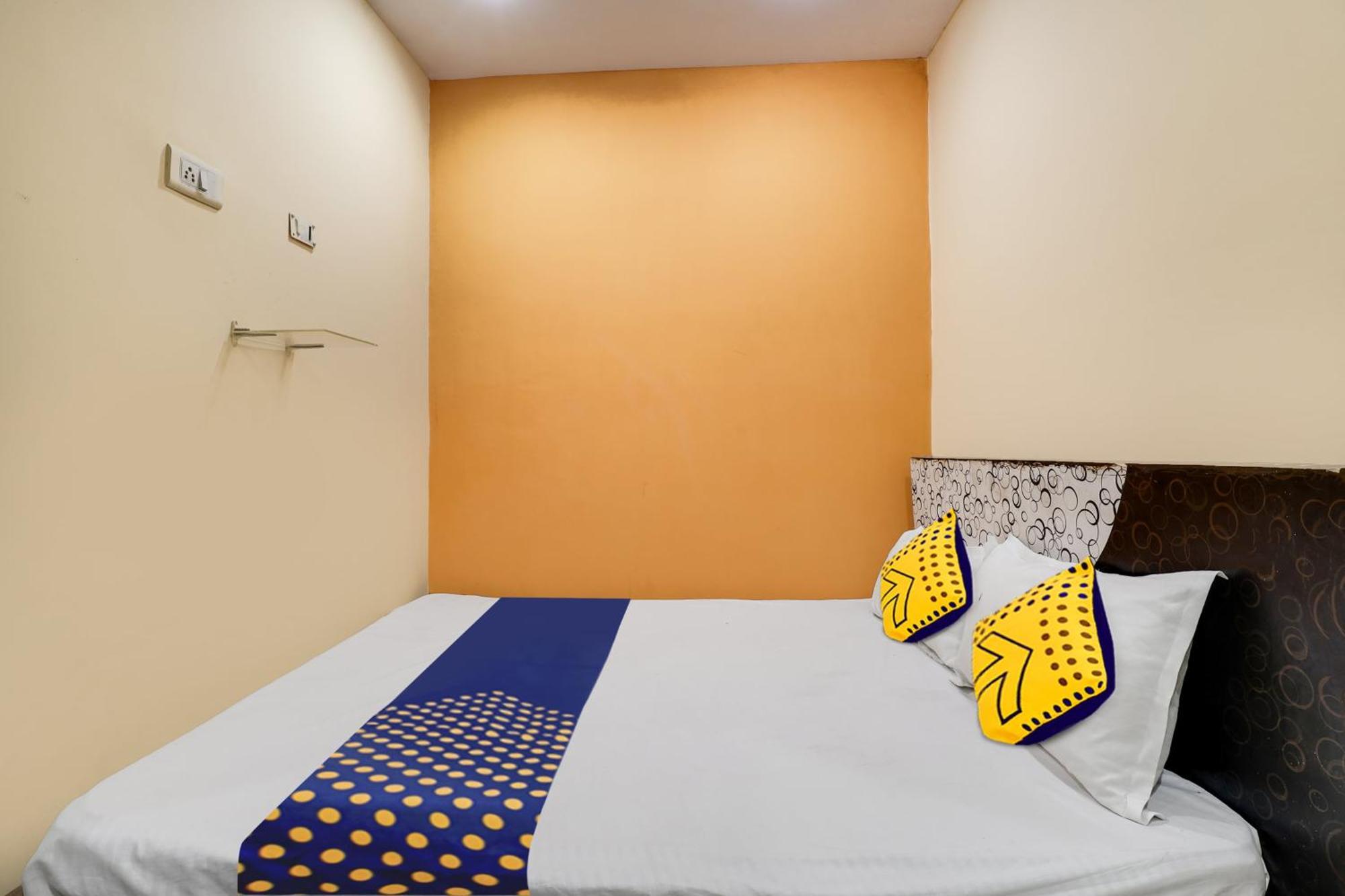Spot On Hotel Sai Ashirwad Residency Хайдарабад Экстерьер фото